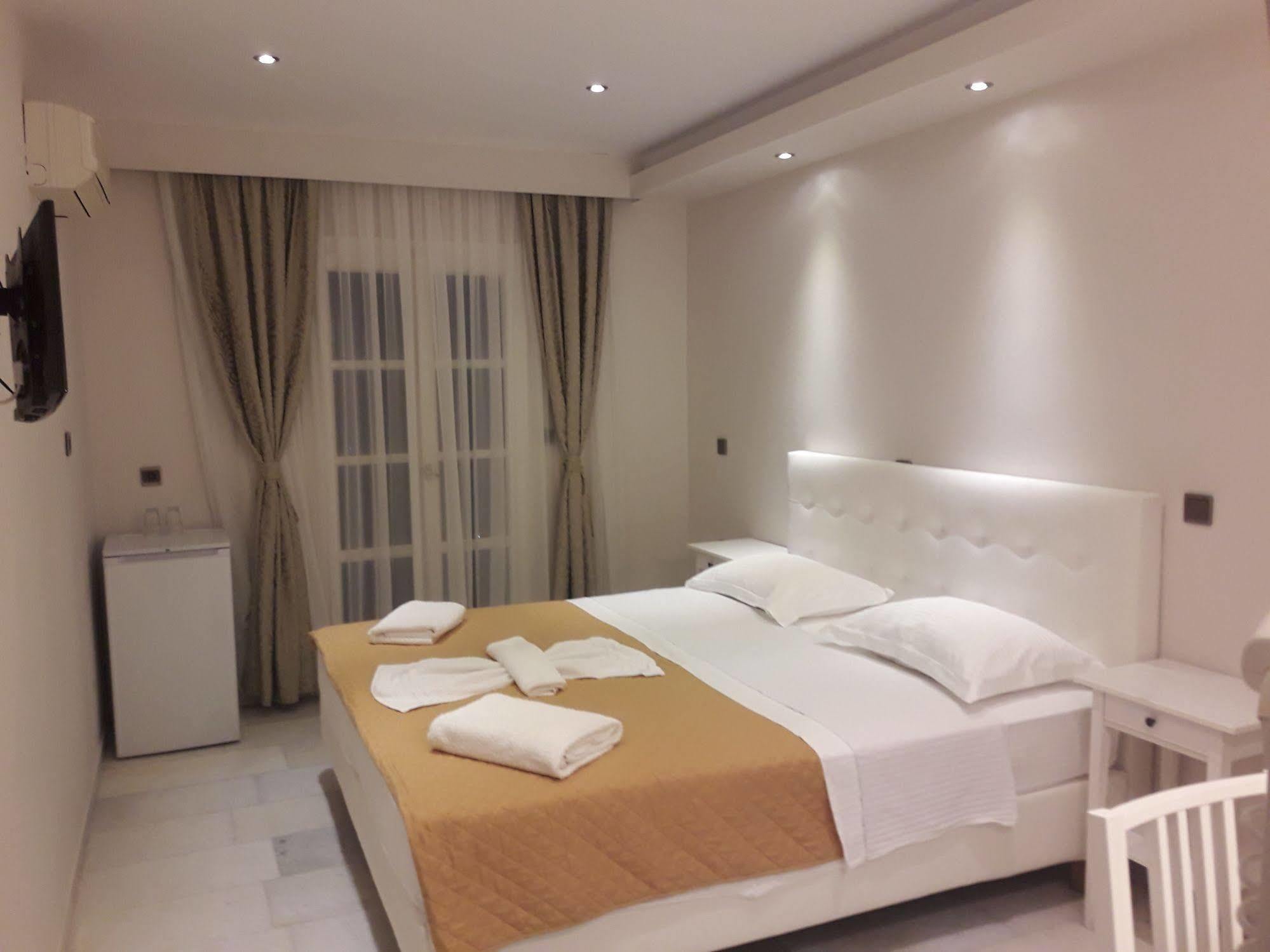Hotel Sagterra Naxos City Exterior foto